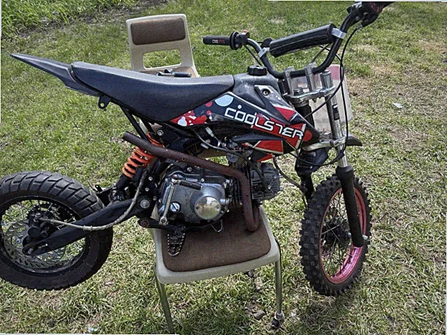 Coolster 410-10 Kids Dirt Bike 10in Black/Red Disc Brake Rear Suspension